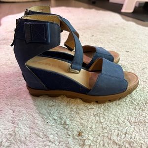 Sorel heeled sandals